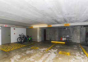 2600 Pualani Way,Honolulu,Hawaii,96815,2 ベッドルーム ベッドルーム,2 バスルームバスルーム,コンド / タウンハウス,Pualani,12,18901371