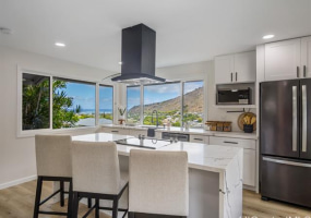 855 Kainoa Place,Honolulu,Hawaii,96821,4 ベッドルーム ベッドルーム,3 バスルームバスルーム,一戸建て,Kainoa,18901563