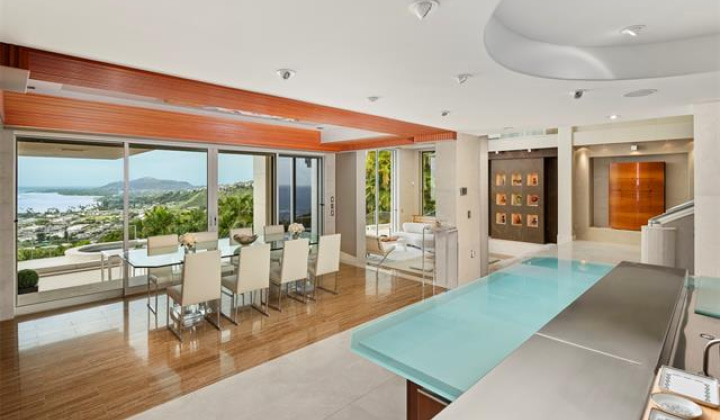 360 Puuikena Drive,Honolulu,Hawaii,96821,5 Bedrooms Bedrooms,6 BathroomsBathrooms,Single family,Puuikena,18902627