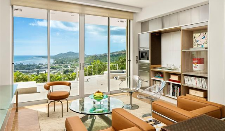 360 Puuikena Drive,Honolulu,Hawaii,96821,5 Bedrooms Bedrooms,6 BathroomsBathrooms,Single family,Puuikena,18902627