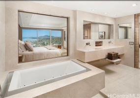 360 Puuikena Drive,Honolulu,Hawaii,96821,5 Bedrooms Bedrooms,6 BathroomsBathrooms,Single family,Puuikena,18902627