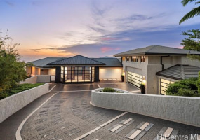 360 Puuikena Drive,Honolulu,Hawaii,96821,5 Bedrooms Bedrooms,6 BathroomsBathrooms,Single family,Puuikena,18902627