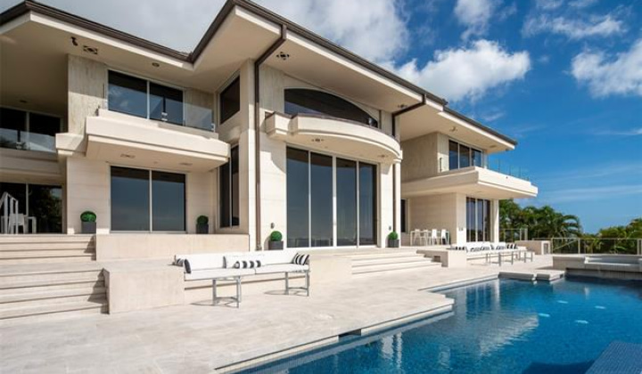 360 Puuikena Drive,Honolulu,Hawaii,96821,5 Bedrooms Bedrooms,6 BathroomsBathrooms,Single family,Puuikena,18902627