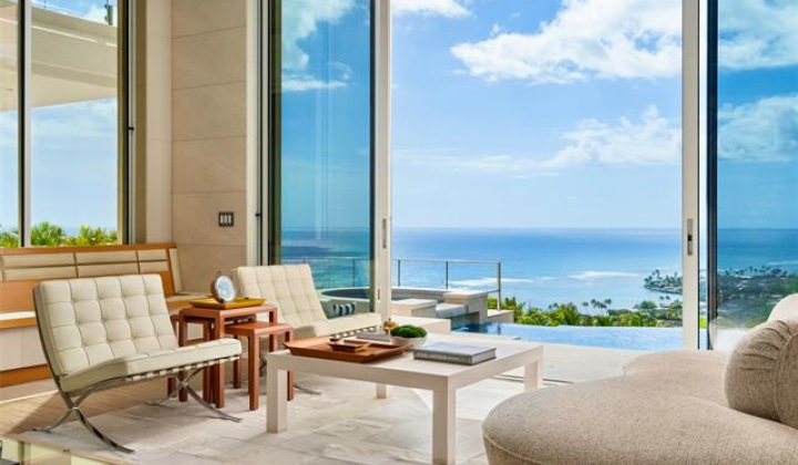 360 Puuikena Drive,Honolulu,Hawaii,96821,5 Bedrooms Bedrooms,6 BathroomsBathrooms,Single family,Puuikena,18902627