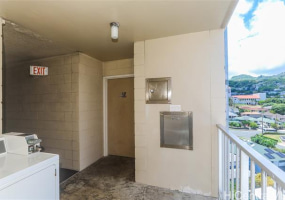 1687 Pensacola Street,Honolulu,Hawaii,96822,1 ベッドルーム ベッドルーム,1 バスルームバスルーム,コンド / タウンハウス,Pensacola,12,18903202