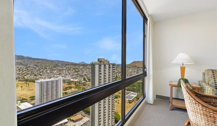 229 Paoakalani Avenue,Honolulu,Hawaii,96815,1 ベッドルーム ベッドルーム,1 バスルームバスルーム,コンド / タウンハウス,Paoakalani,37,18903904