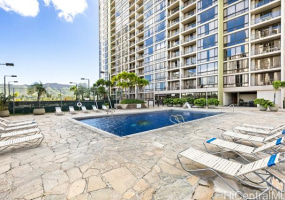 229 Paoakalani Avenue,Honolulu,Hawaii,96815,1 ベッドルーム ベッドルーム,1 バスルームバスルーム,コンド / タウンハウス,Paoakalani,37,18903904