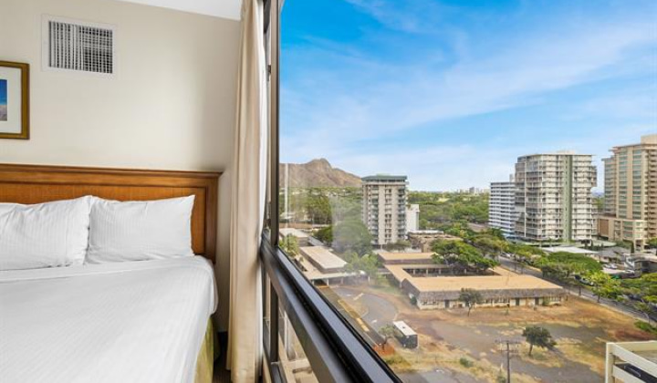 229 Paoakalani Avenue,Honolulu,Hawaii,96815,1 ベッドルーム ベッドルーム,1 バスルームバスルーム,コンド / タウンハウス,Paoakalani,12,18904652