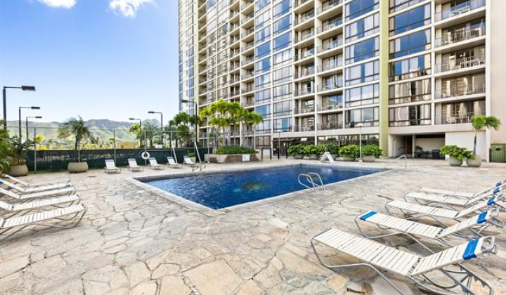 229 Paoakalani Avenue,Honolulu,Hawaii,96815,1 ベッドルーム ベッドルーム,1 バスルームバスルーム,コンド / タウンハウス,Paoakalani,12,18904652