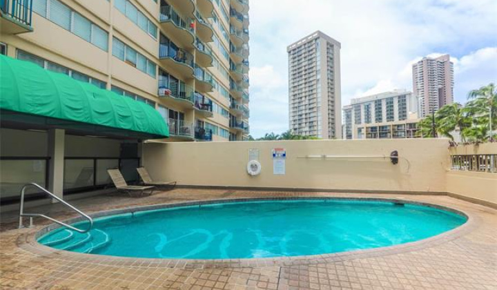 1909 Ala Wai Boulevard,Honolulu,Hawaii,96815,2 ベッドルーム ベッドルーム,1 バスルームバスルーム,コンド / タウンハウス,Ala Wai,12,18904695