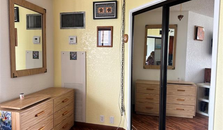 300 Wai Nani Way,Honolulu,Hawaii,96815,1 バスルームバスルーム,コンド / タウンハウス,Wai Nani,11,18905593