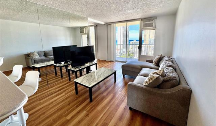 2452 Tusitala Street,Honolulu,Hawaii,96815,1 ベッドルーム ベッドルーム,1 バスルームバスルーム,コンド / タウンハウス,Tusitala,21,18906742