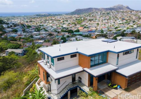 3841 Pukalani Place,Honolulu,Hawaii,96816,4 Bedrooms Bedrooms,4 BathroomsBathrooms,Single family,Pukalani,18907807