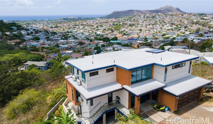3841 Pukalani Place,Honolulu,Hawaii,96816,4 Bedrooms Bedrooms,4 BathroomsBathrooms,Single family,Pukalani,18907807