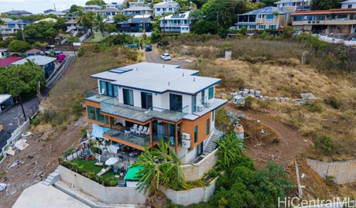 3841 Pukalani Place,Honolulu,Hawaii,96816,4 Bedrooms Bedrooms,4 BathroomsBathrooms,Single family,Pukalani,18907807
