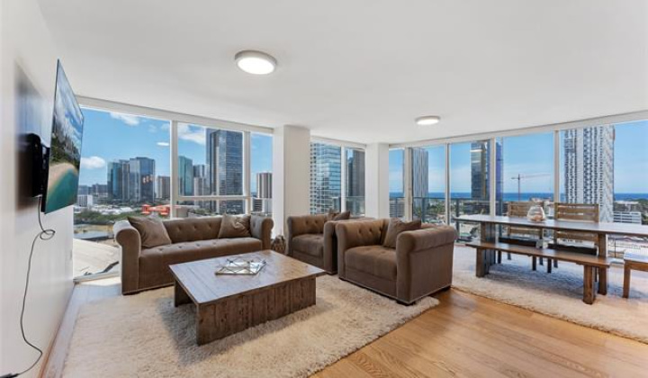 888 Kapiolani Boulevard,Honolulu,Hawaii,96813,2 ベッドルーム ベッドルーム,2 バスルームバスルーム,コンド / タウンハウス,Kapiolani,16,18909780